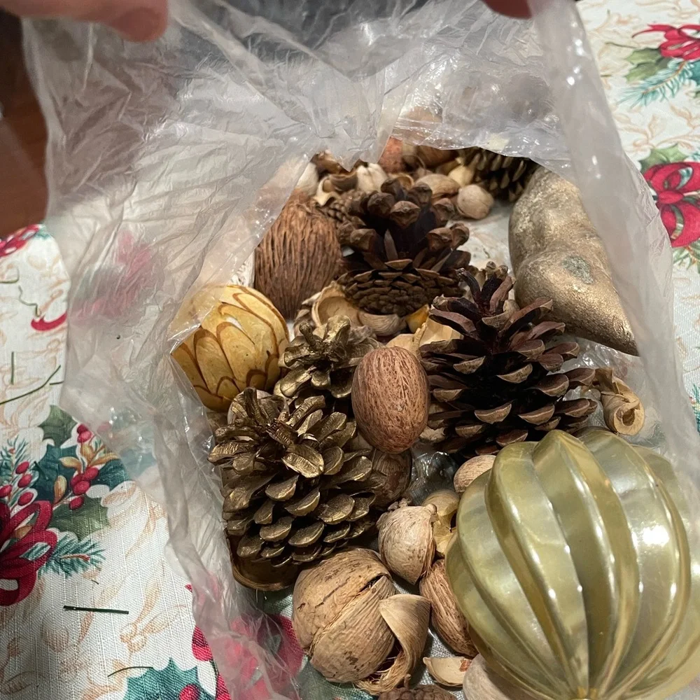 Vintage Christmas garland & accessories